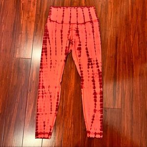 Wunder Under Hi Rise Tight 28” - Size 8